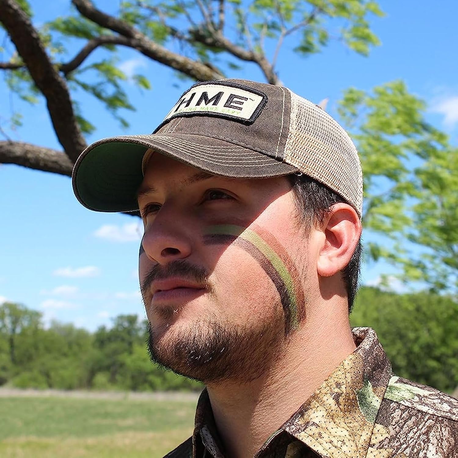 3 Color Camo Face Paint "Mess-Free" Application Stick - Long-Lasting Easy-To-Use Concealment Makeup for Hunting